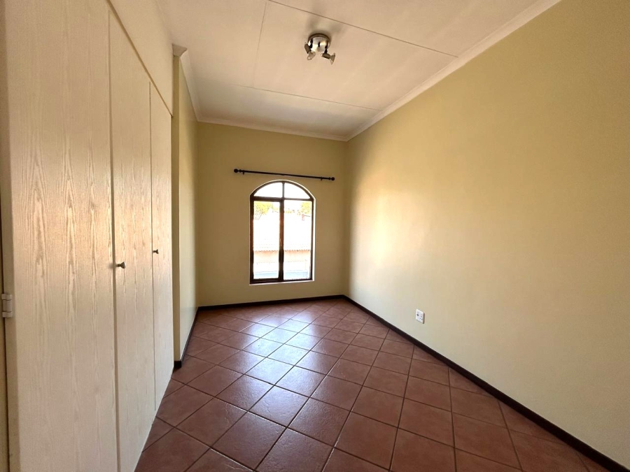 3 Bedroom Property for Sale in Eco Park Gauteng