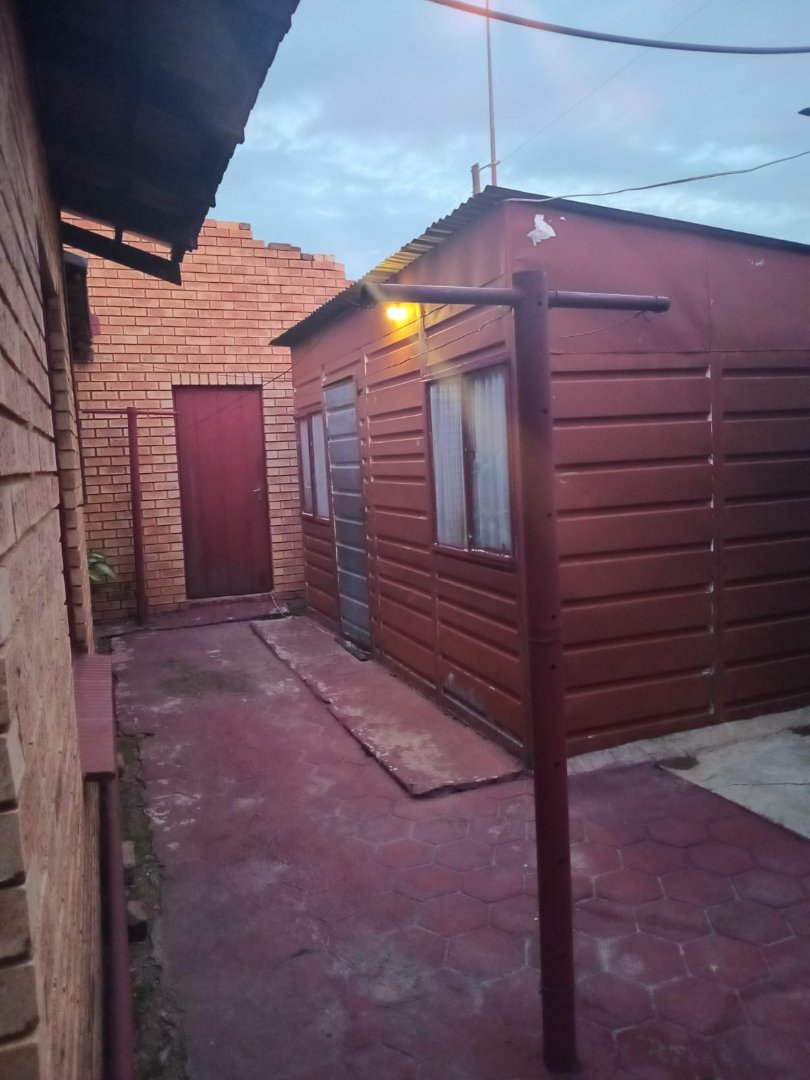 3 Bedroom Property for Sale in Soshanguve GG Gauteng