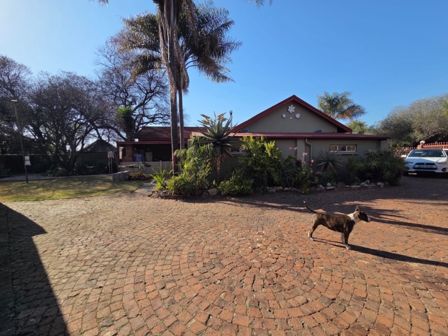 4 Bedroom Property for Sale in Valhalla Gauteng