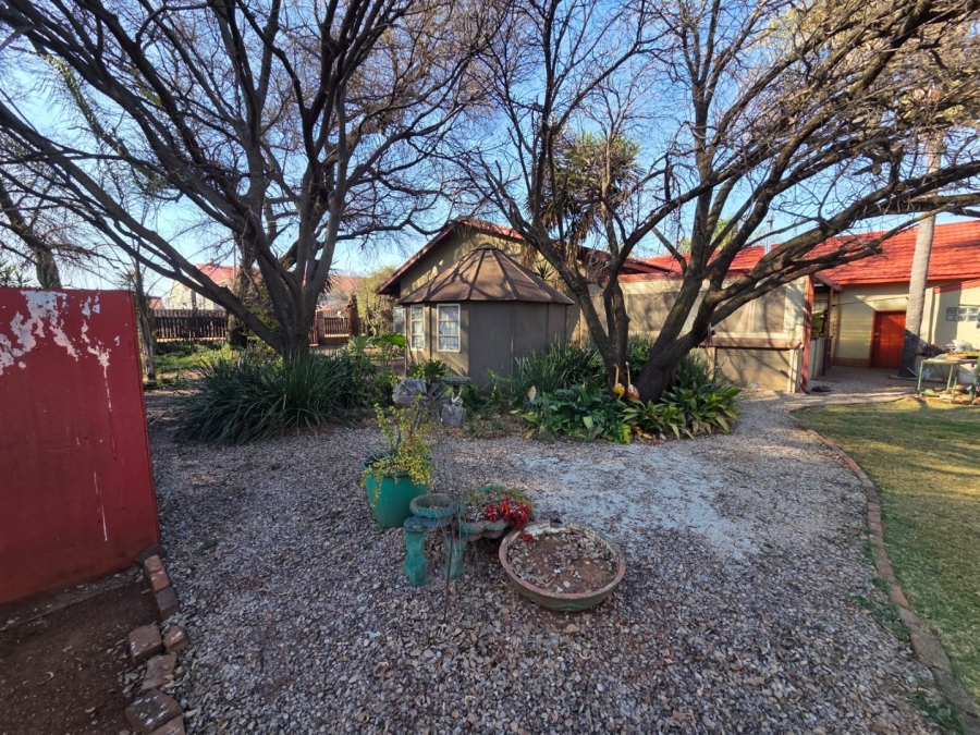 4 Bedroom Property for Sale in Valhalla Gauteng