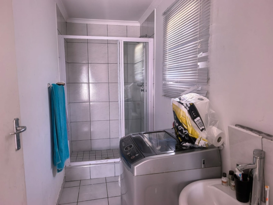 3 Bedroom Property for Sale in Strubenvale Gauteng