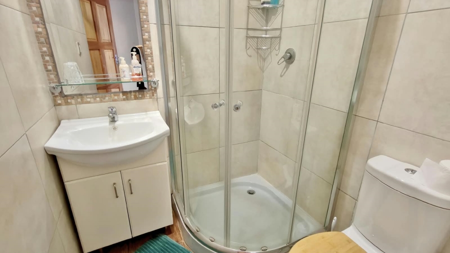 4 Bedroom Property for Sale in Vaal Marina Gauteng