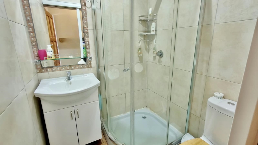 4 Bedroom Property for Sale in Vaal Marina Gauteng