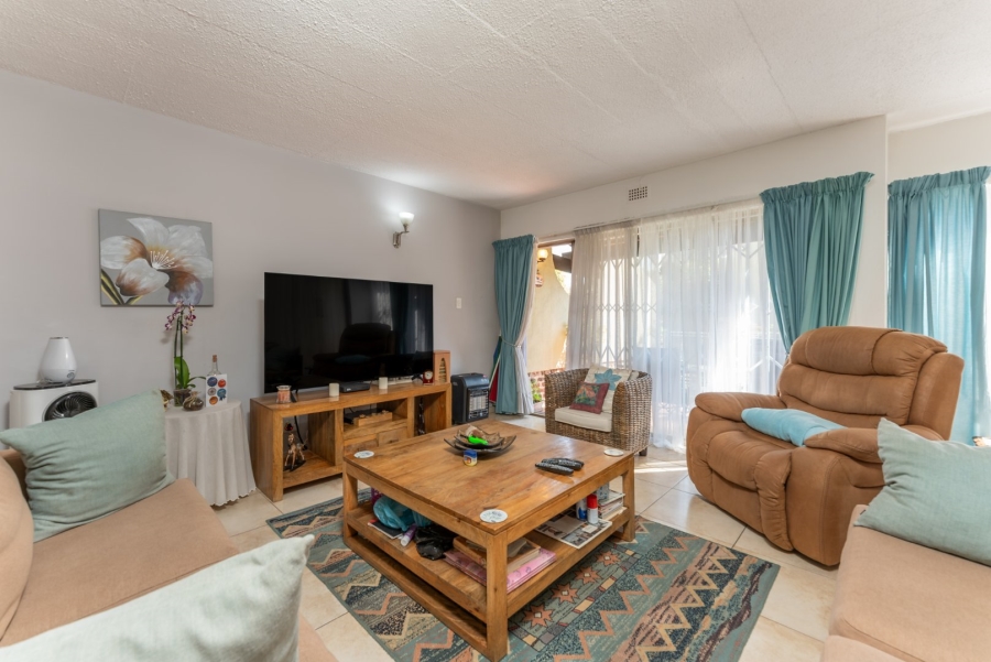 3 Bedroom Property for Sale in Farrarmere Gauteng