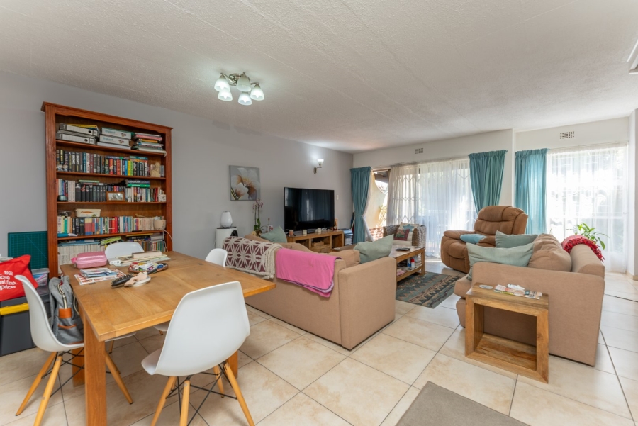 3 Bedroom Property for Sale in Farrarmere Gauteng