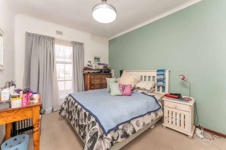 3 Bedroom Property for Sale in Farrarmere Gauteng