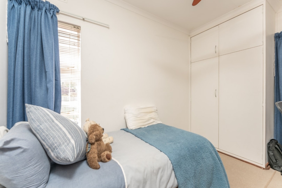 3 Bedroom Property for Sale in Farrarmere Gauteng