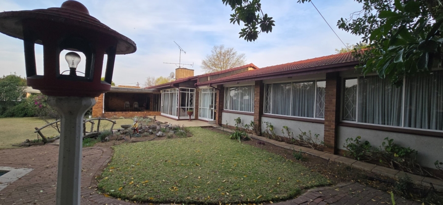 3 Bedroom Property for Sale in Alberante Gauteng