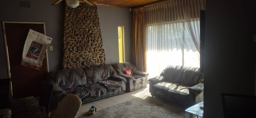  Bedroom Property for Sale in Arcon Park Gauteng