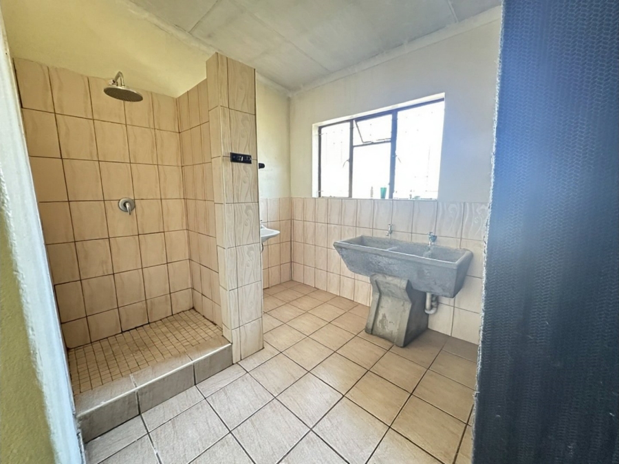 8 Bedroom Property for Sale in Pretoria North Gauteng