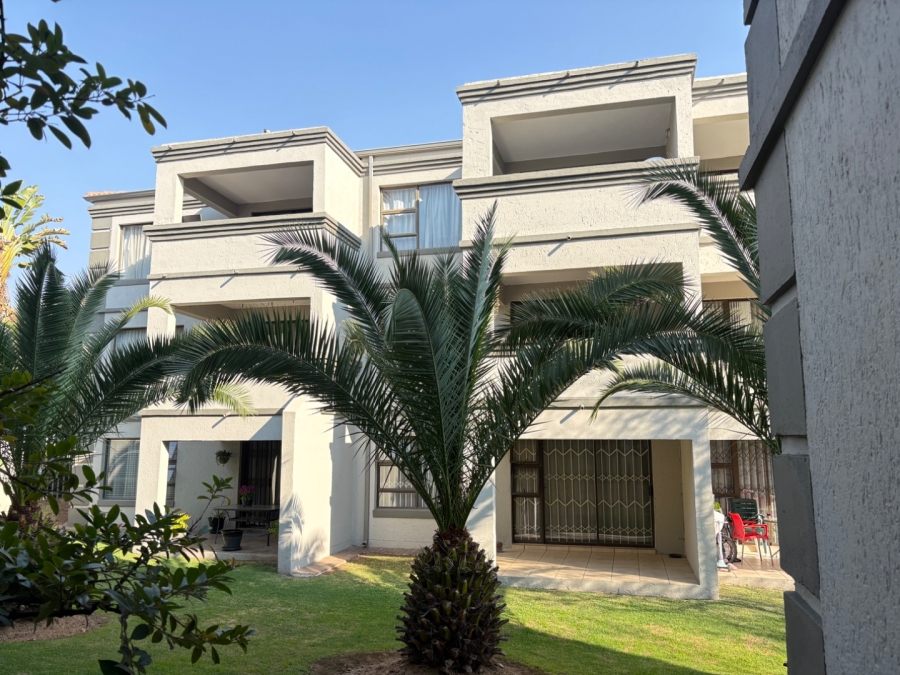 To Let 1 Bedroom Property for Rent in Sunninghill Gauteng