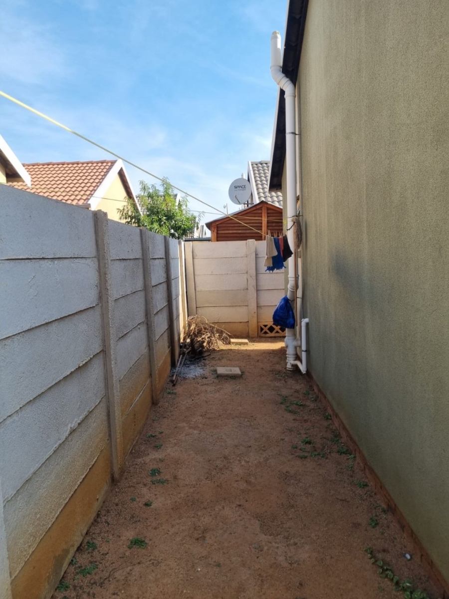 3 Bedroom Property for Sale in Sky City Gauteng