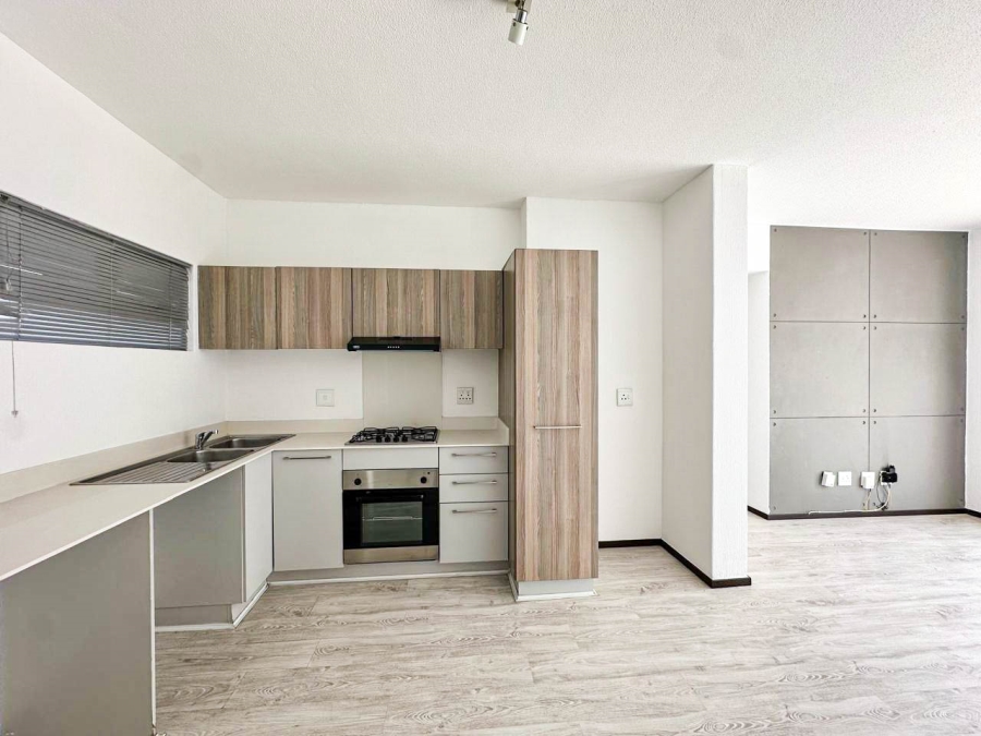To Let 2 Bedroom Property for Rent in Broadacres Gauteng