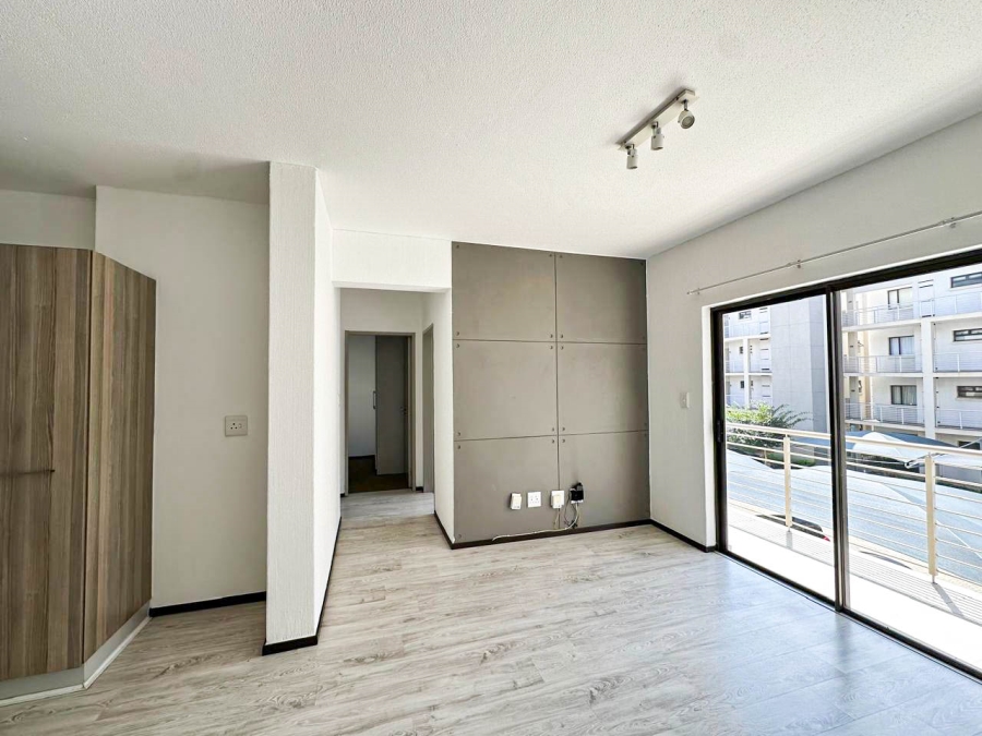 To Let 2 Bedroom Property for Rent in Broadacres Gauteng