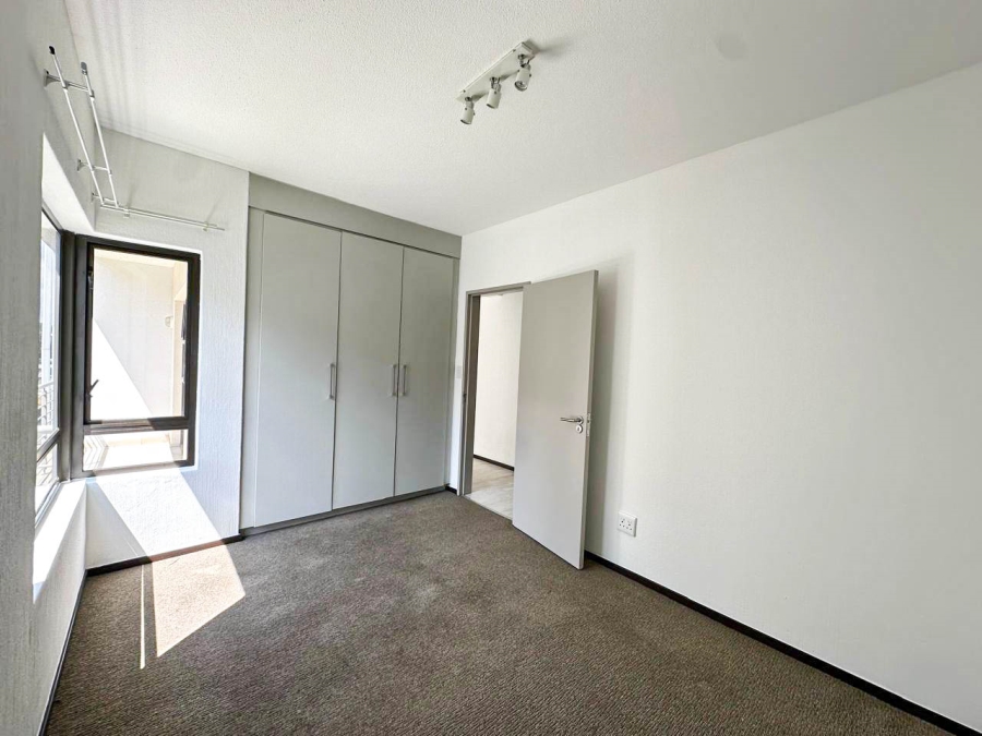 To Let 2 Bedroom Property for Rent in Broadacres Gauteng