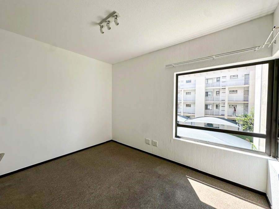 To Let 2 Bedroom Property for Rent in Broadacres Gauteng