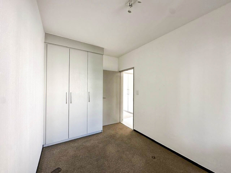 To Let 2 Bedroom Property for Rent in Broadacres Gauteng
