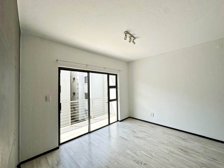 To Let 2 Bedroom Property for Rent in Broadacres Gauteng