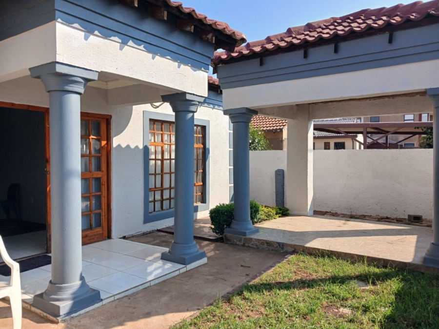 3 Bedroom Property for Sale in Soshanguve VV Gauteng