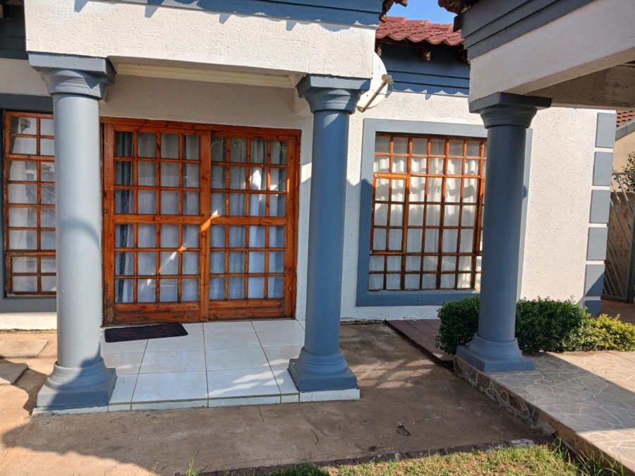 3 Bedroom Property for Sale in Soshanguve VV Gauteng