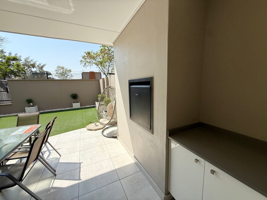 To Let 3 Bedroom Property for Rent in Waterfall Gauteng