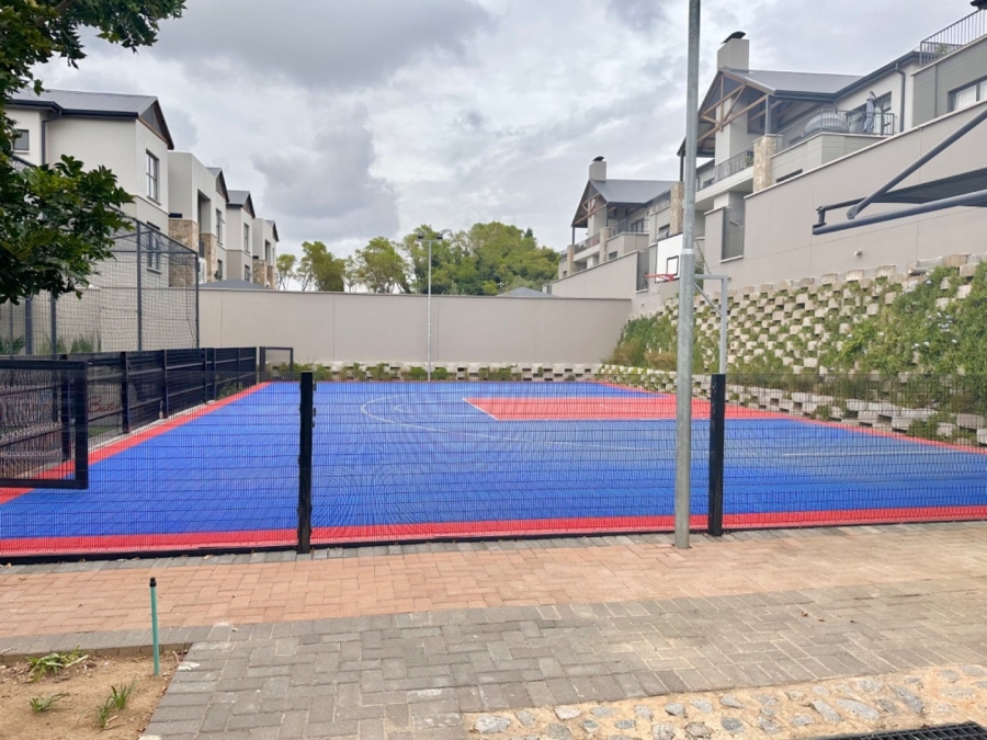 To Let 3 Bedroom Property for Rent in Waterfall Gauteng