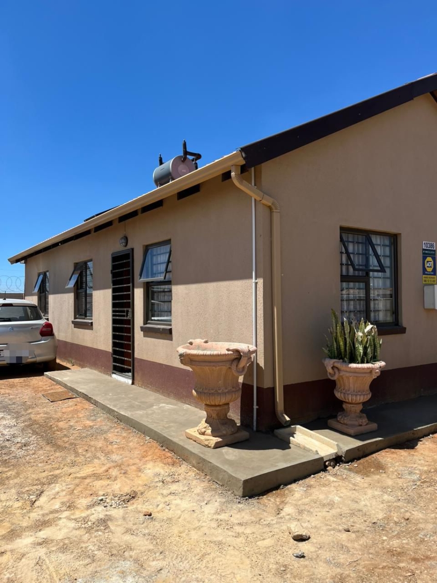 3 Bedroom Property for Sale in Windmill Park Gauteng