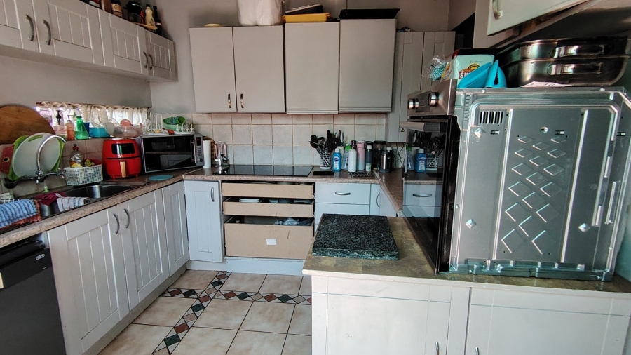 3 Bedroom Property for Sale in Clubview West Gauteng