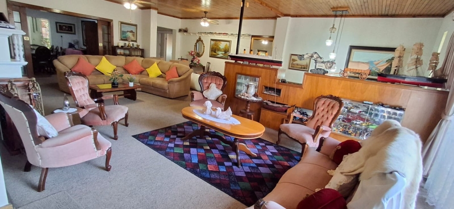 4 Bedroom Property for Sale in Pretoria Gardens Gauteng