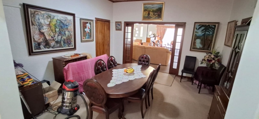 4 Bedroom Property for Sale in Pretoria Gardens Gauteng