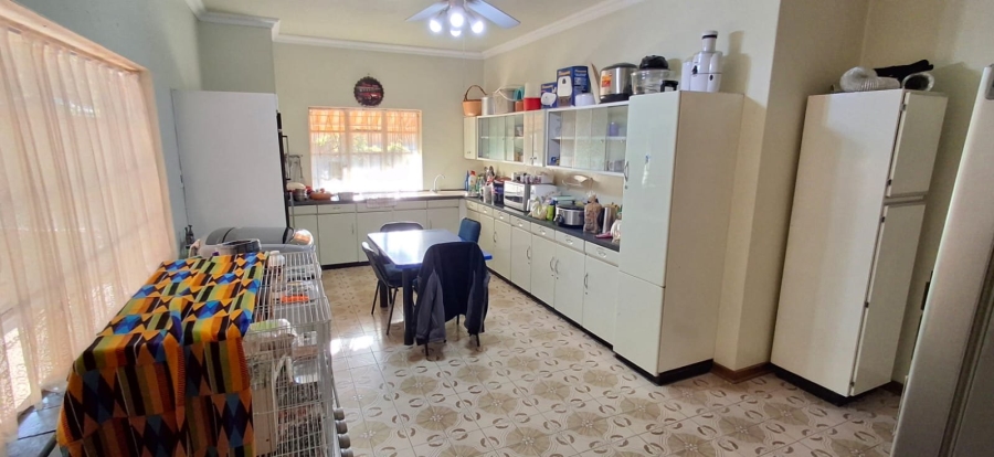 4 Bedroom Property for Sale in Pretoria Gardens Gauteng