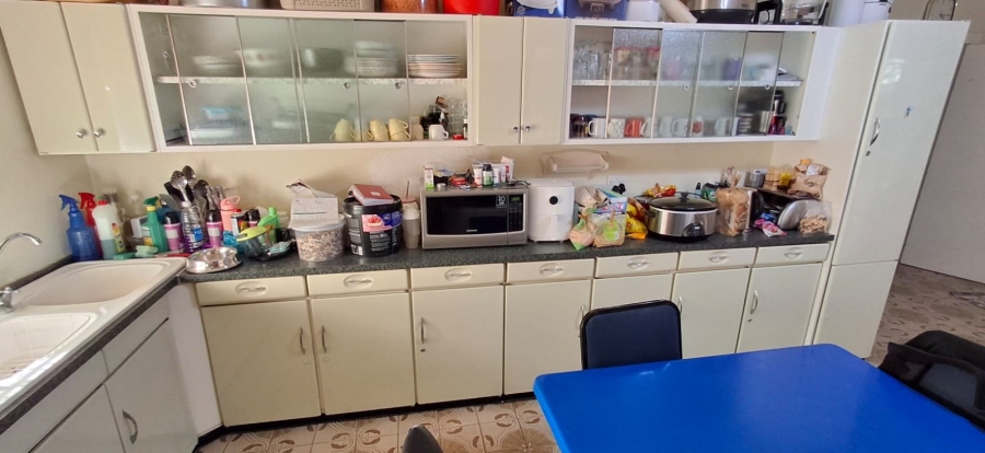 4 Bedroom Property for Sale in Pretoria Gardens Gauteng
