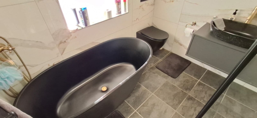 4 Bedroom Property for Sale in Pretoria Gardens Gauteng