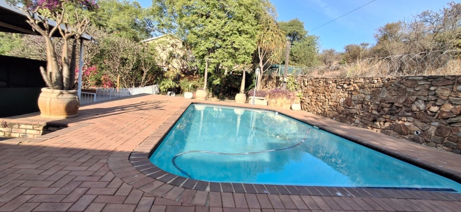 4 Bedroom Property for Sale in Pretoria Gardens Gauteng