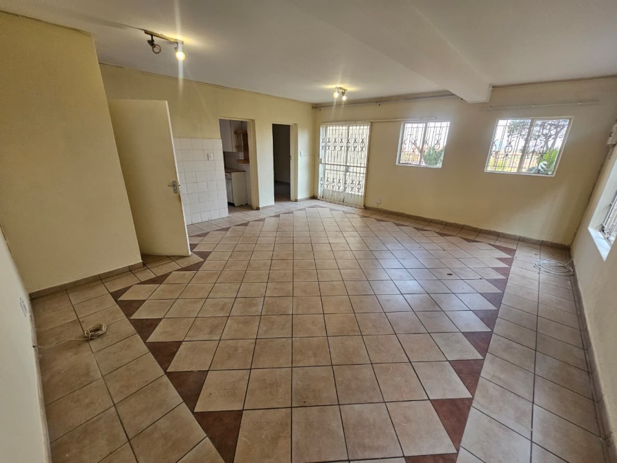 To Let 2 Bedroom Property for Rent in Laudium Gauteng