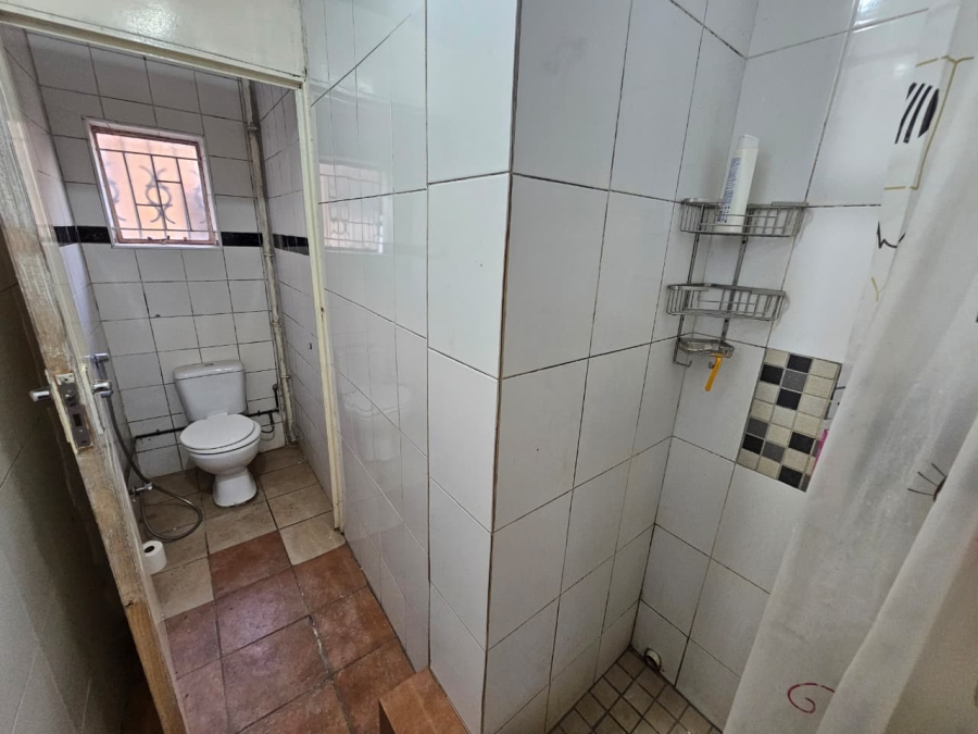 To Let 2 Bedroom Property for Rent in Laudium Gauteng