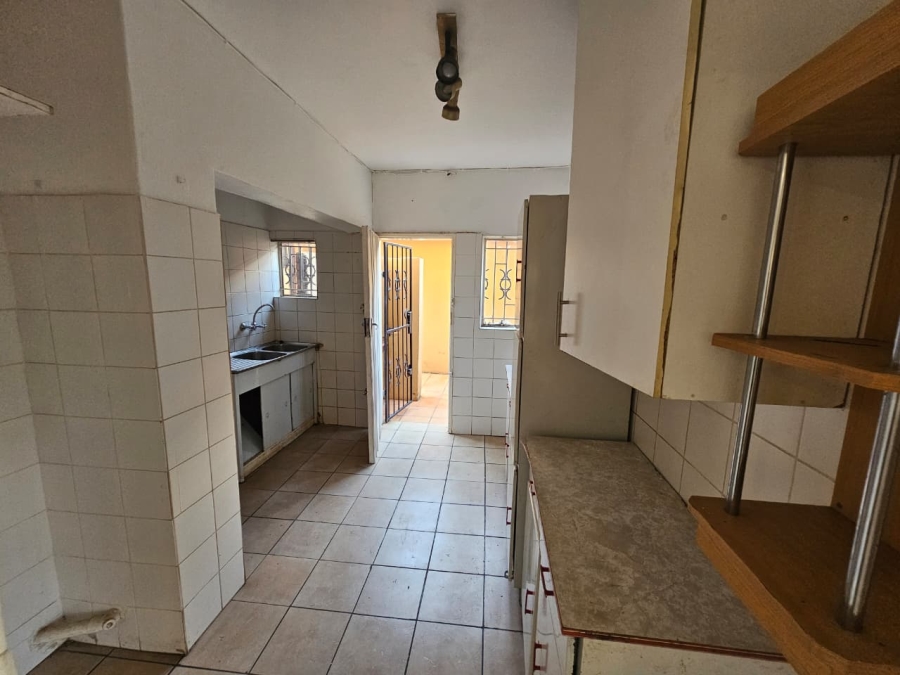 To Let 2 Bedroom Property for Rent in Laudium Gauteng