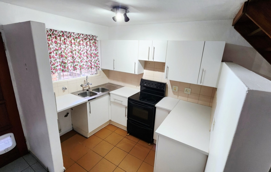 To Let 2 Bedroom Property for Rent in Zwartkop Gauteng