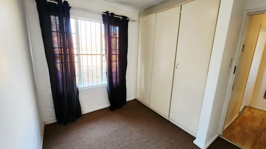 To Let 2 Bedroom Property for Rent in Zwartkop Gauteng