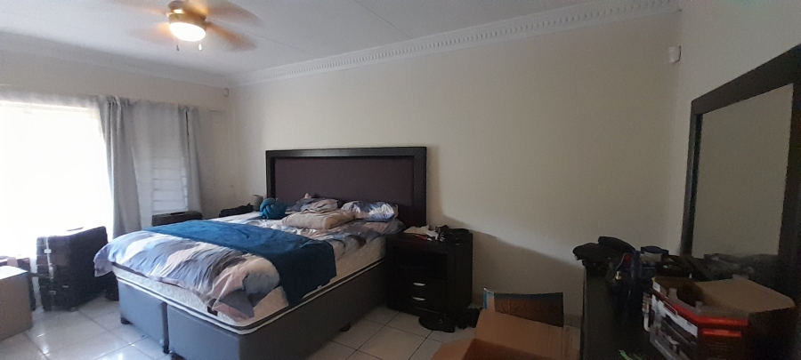 To Let 5 Bedroom Property for Rent in Lynnwood Glen Gauteng