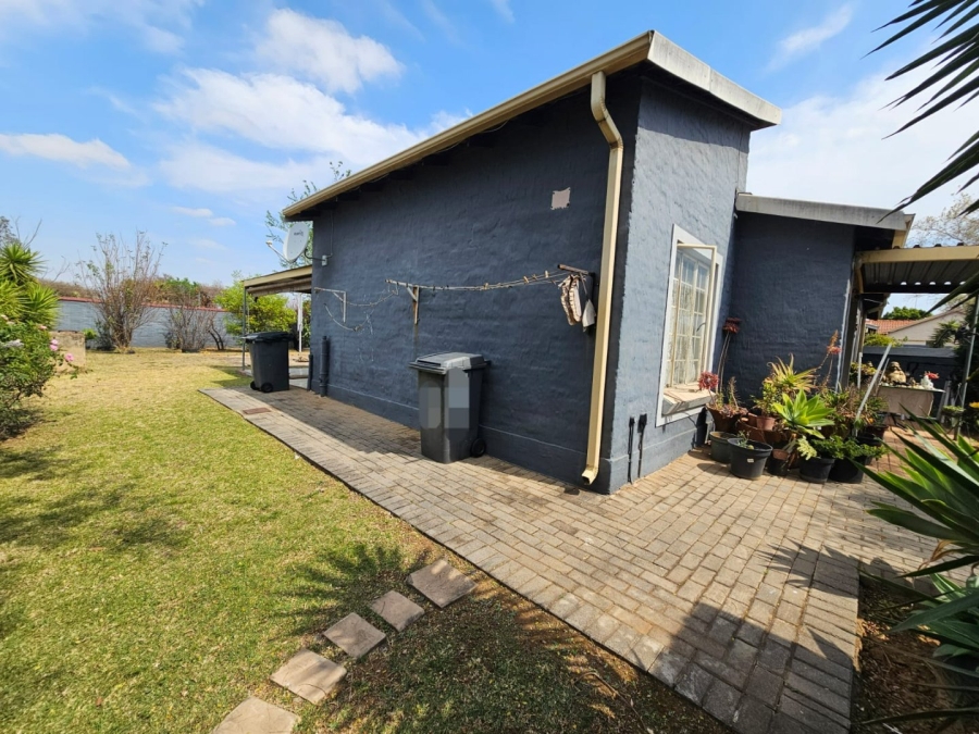 3 Bedroom Property for Sale in Heuwelsig Estate Gauteng