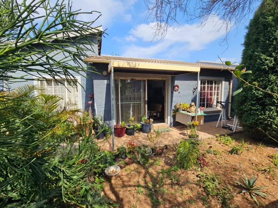 3 Bedroom Property for Sale in Heuwelsig Estate Gauteng