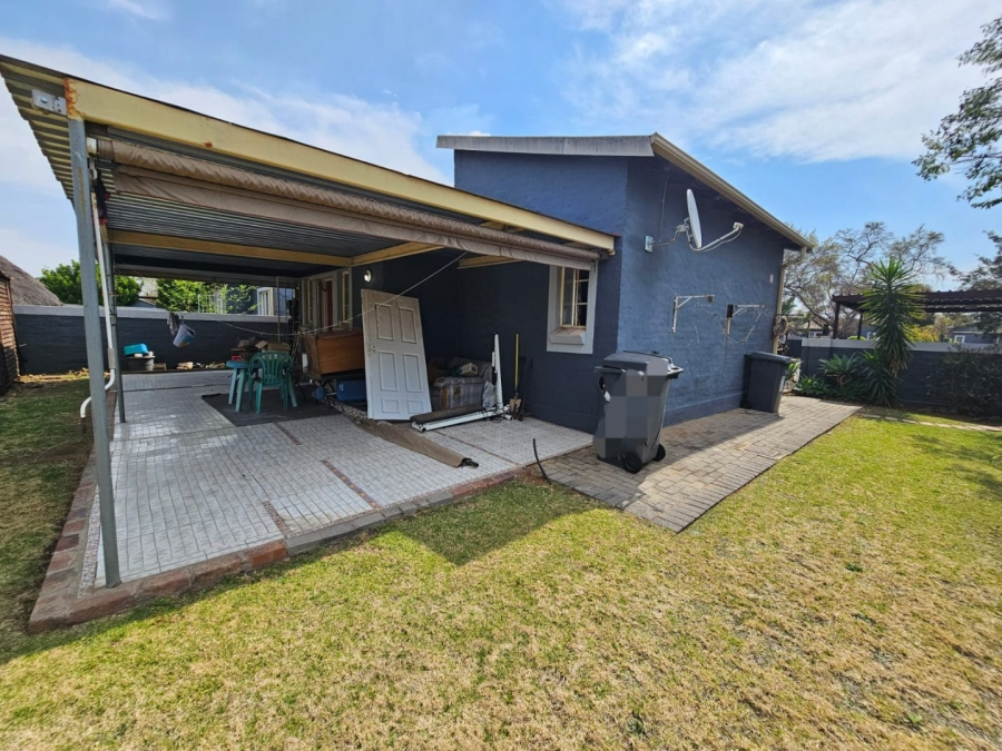 3 Bedroom Property for Sale in Heuwelsig Estate Gauteng
