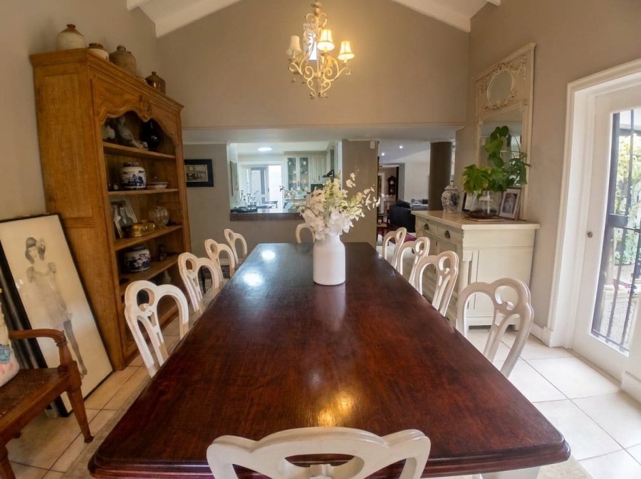 To Let 7 Bedroom Property for Rent in Waterkloof Gauteng