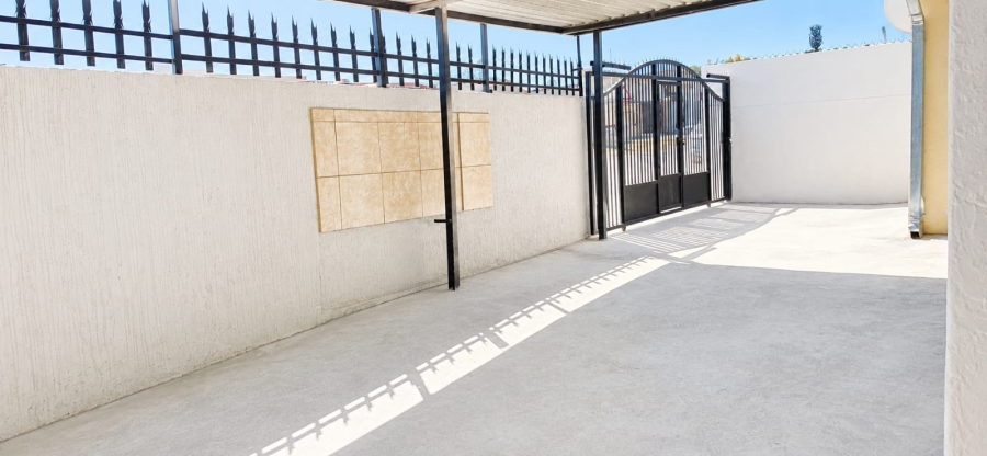 3 Bedroom Property for Sale in Tembisa Central Gauteng