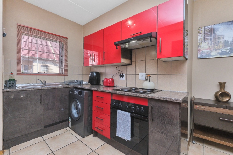 2 Bedroom Property for Sale in Sundowner Gauteng