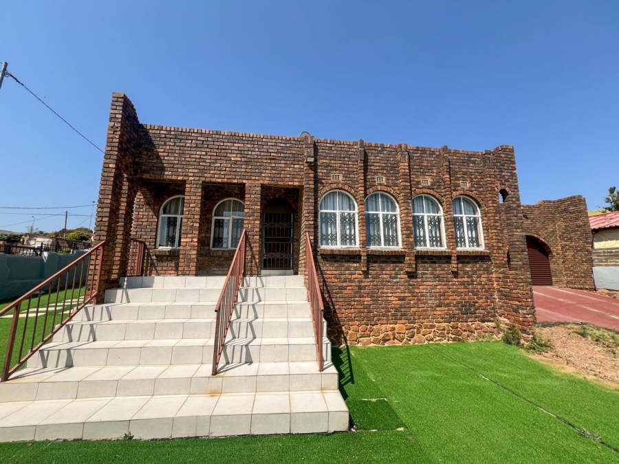 3 Bedroom Property for Sale in Soshanguve M Gauteng
