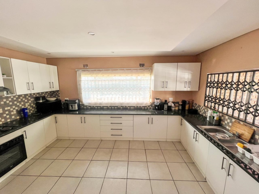 3 Bedroom Property for Sale in Soshanguve M Gauteng