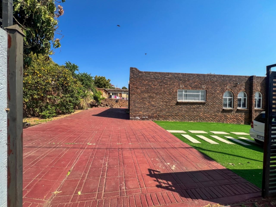 3 Bedroom Property for Sale in Soshanguve M Gauteng