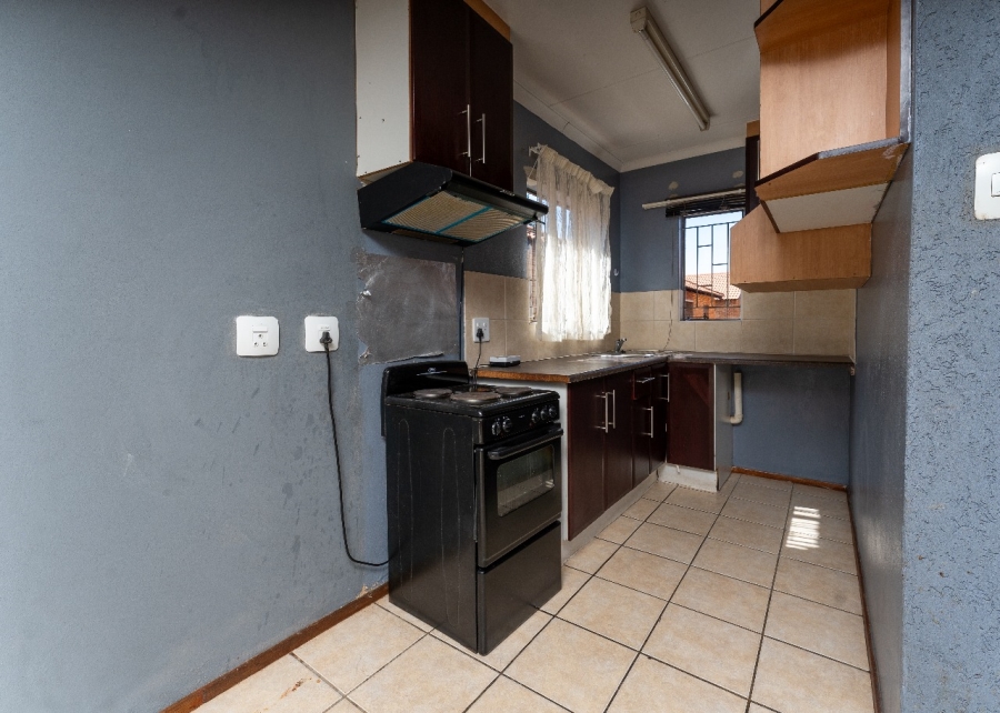 To Let 3 Bedroom Property for Rent in Protea Glen Gauteng